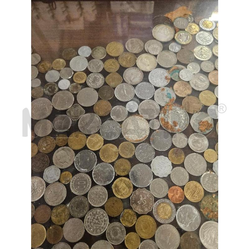 QUADRO PORTA MONETE DAL MONDO 64X52CM | Mercatino dell'Usato Modena 2
