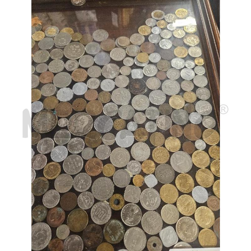 QUADRO PORTA MONETE DAL MONDO 64X52CM | Mercatino dell'Usato Modena 3