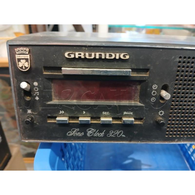 RADIO GRUNDIG SONO CLOCK 320 | Mercatino dell'Usato Modena 2