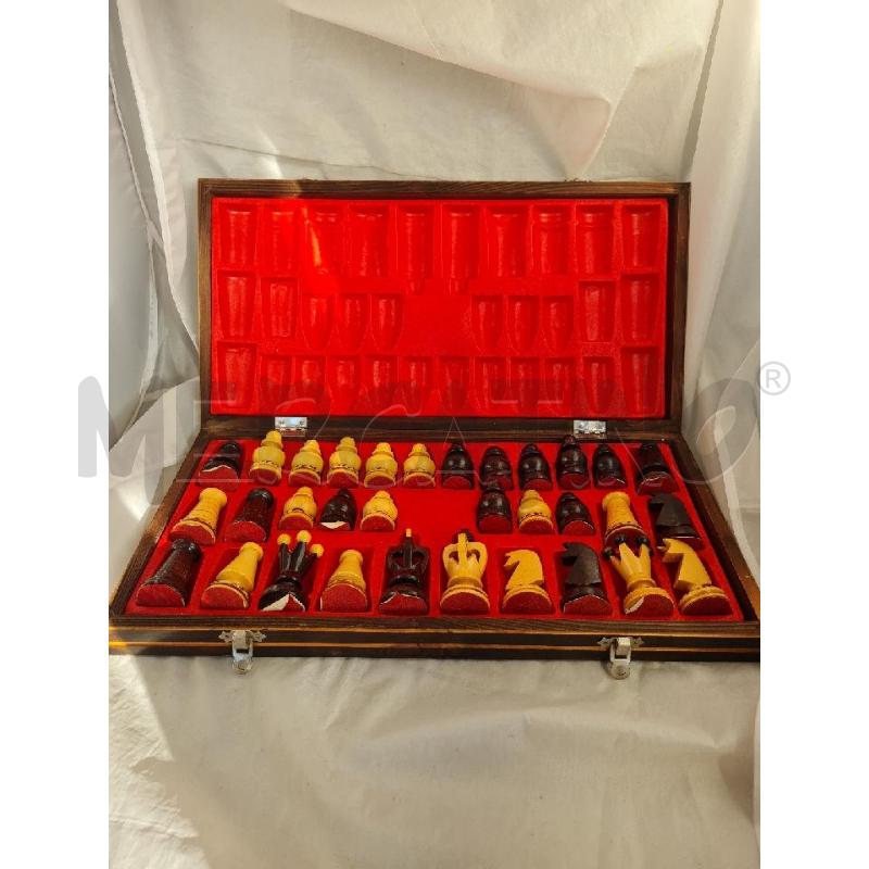 SCACCHIERA LEGNO CON SCACCHI  43X44CM | Mercatino dell'Usato Modena 2