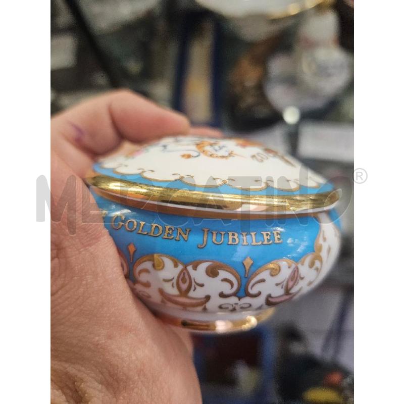 SCATOLA PRCLL TONDA 2002 ROYAL COLLECTION | Mercatino dell'Usato Modena 5