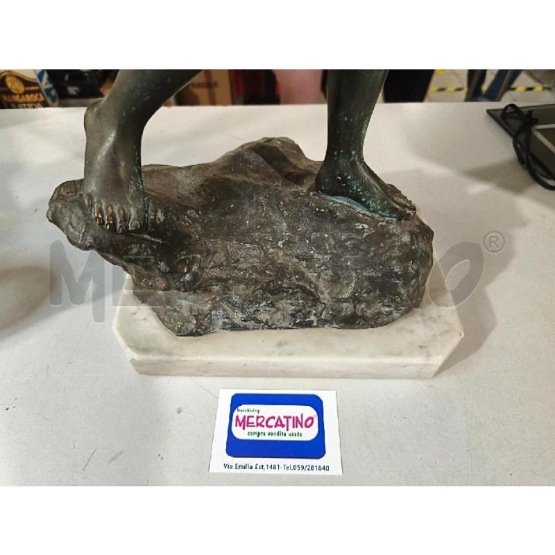 STATUA IN BRONZO PESCATORELLO SU BASE MARMO | Mercatino dell'Usato Modena 2