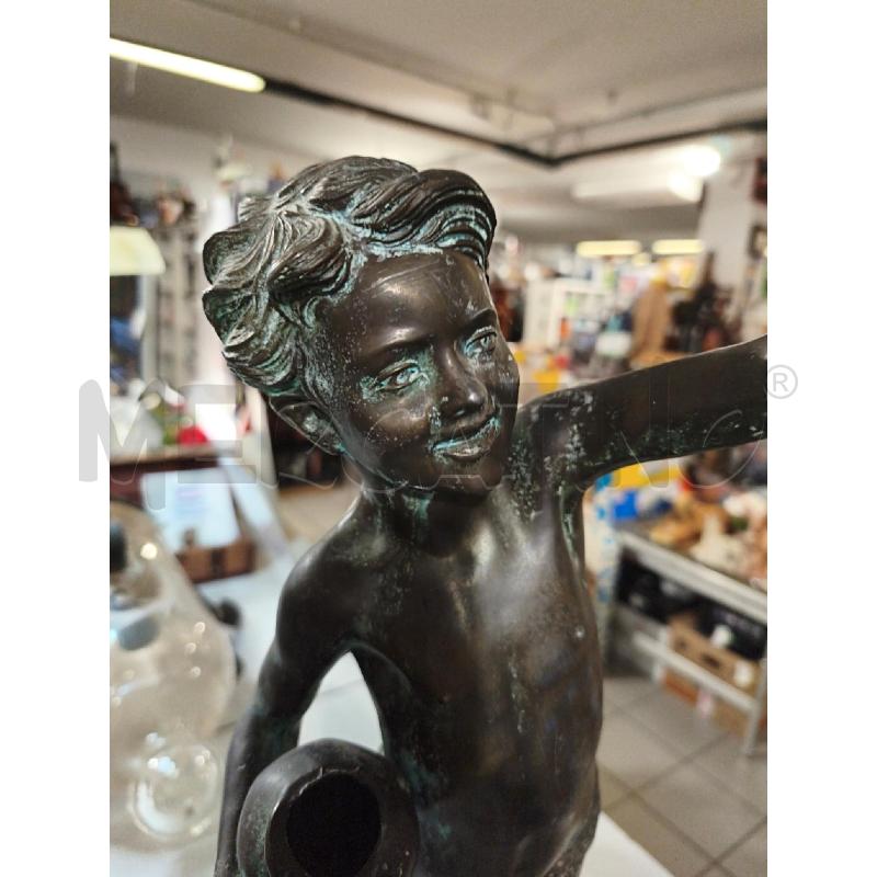 STATUA IN BRONZO PESCATORELLO SU BASE MARMO | Mercatino dell'Usato Modena 4