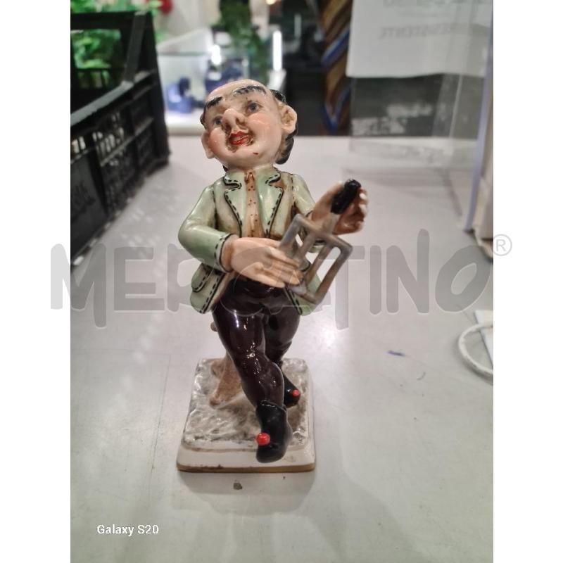 STATUINA PRCLL CDM 14CM GIACCA VERDE SCARPE PUNTE ROSSE | Mercatino dell'Usato Modena 1