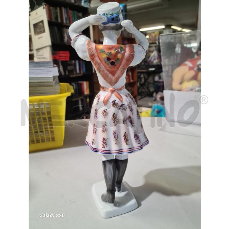 STATUINA ^ RAGAZZA HOLLOHAZA PRCLL 28CM | Mercatino dell'Usato Modena 2