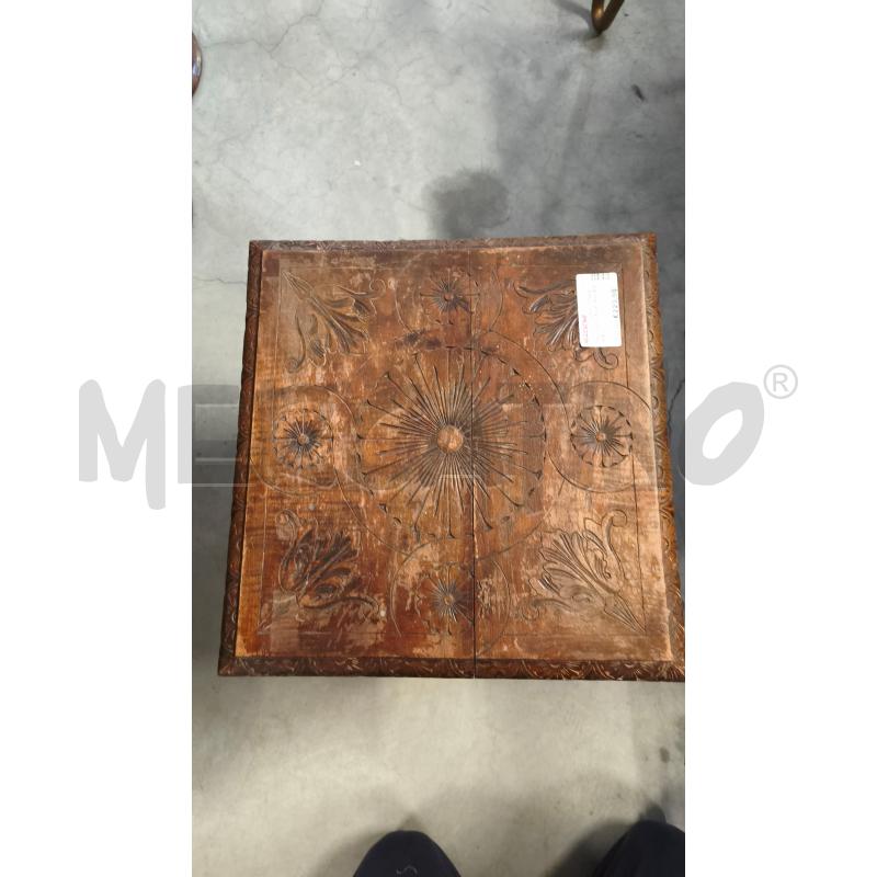 TAVOLINO LEGNO BASSORILIEVI | Mercatino dell'Usato Modena 2