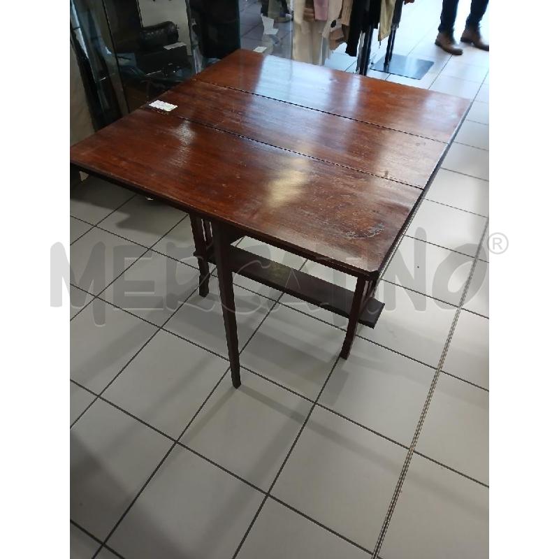 TAVOLINO LEGNO PIEGHEVOLE CON SEGNI | Mercatino dell'Usato Modena 2