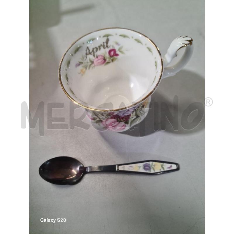 TAZZA PRCLL ROYAL ALBERT APRIL CON CUCCHIAINO SILVER PLATED | Mercatino dell'Usato Modena 1