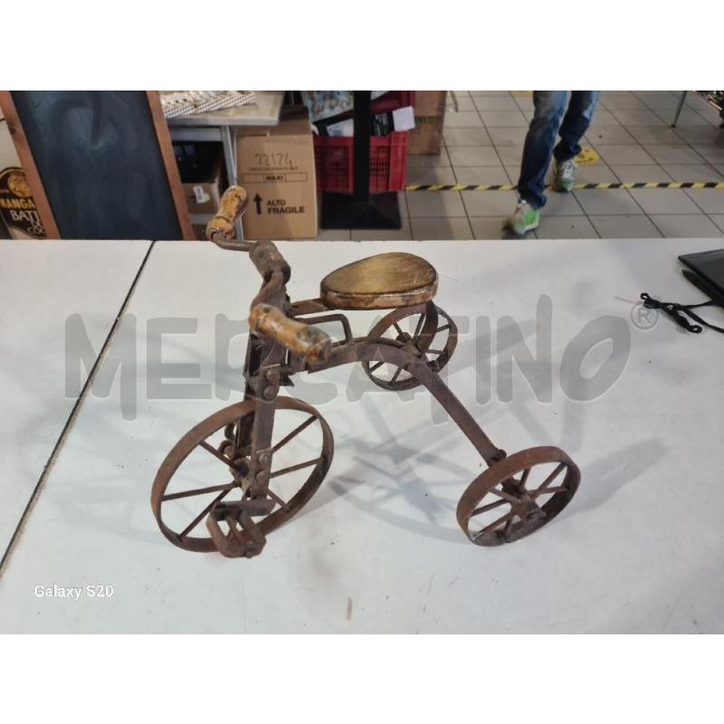 TRICICLO DECORATIVO MET. VINTAGE | Mercatino dell'Usato Modena 1