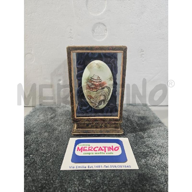 UOVO DIPINTO ORIENTALE IN TECA 13X8CM | Mercatino dell'Usato Modena 1