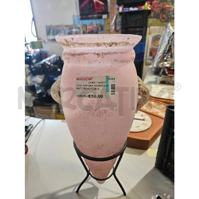 VASO ANFORA VETRO SATINATO ROSO CON SUPPORTO MET. | Mercatino dell'Usato Modena 1