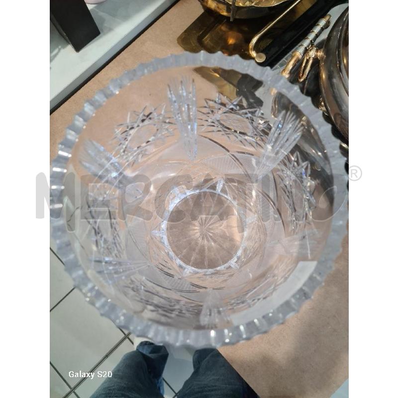 VASO IN CRISTALLO DI BOHEMIA INCISIONI CM 30X18 DIAM | Mercatino dell'Usato Modena 2