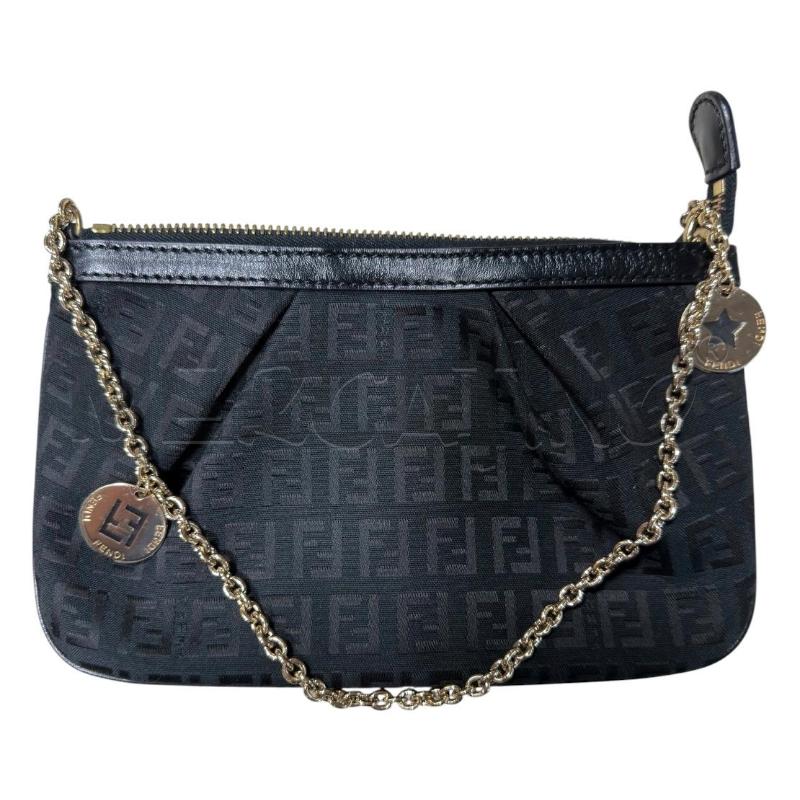 BORSETTA DONNA POCHETTE FENDI CATENA ORO | Mercatino dell'Usato Carrara 1