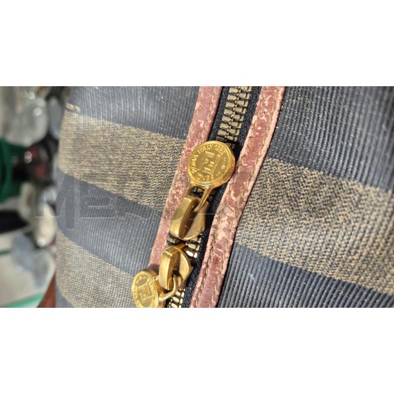 BORSONE FENDI  | Mercatino dell'Usato Carrara 4