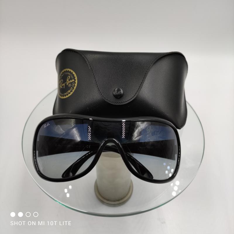 OCCHIALI DONNA RAYBAN NERI | Mercatino dell'Usato Carrara
