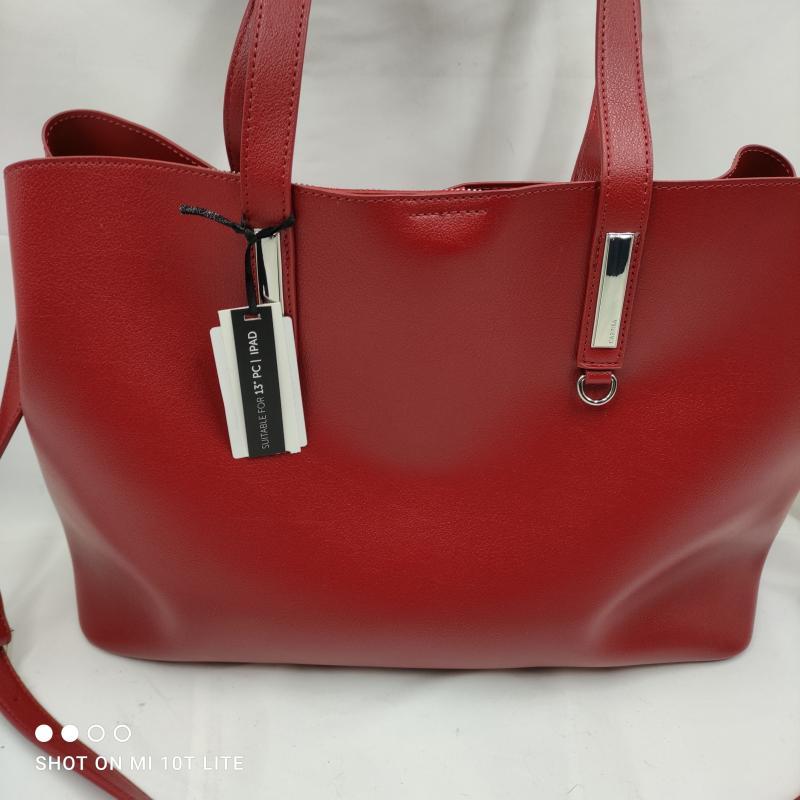 PORTA PC CARPISA ROSSA DONNA | Mercatino dell'Usato Carrara