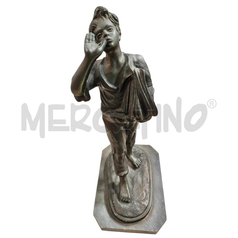 SCULTURA IL GIORNALAIO | Mercatino dell'Usato Carrara 1