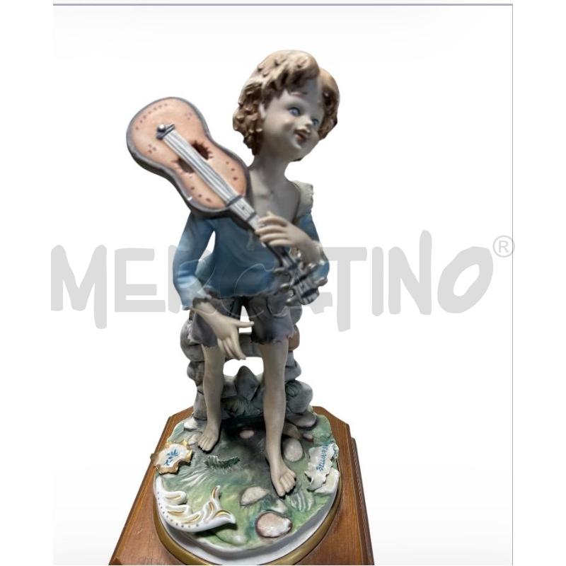 STATUINA CAPODIMONTE BELLINASO BIMBO CON CHITARRA | Mercatino dell'Usato Carrara 1