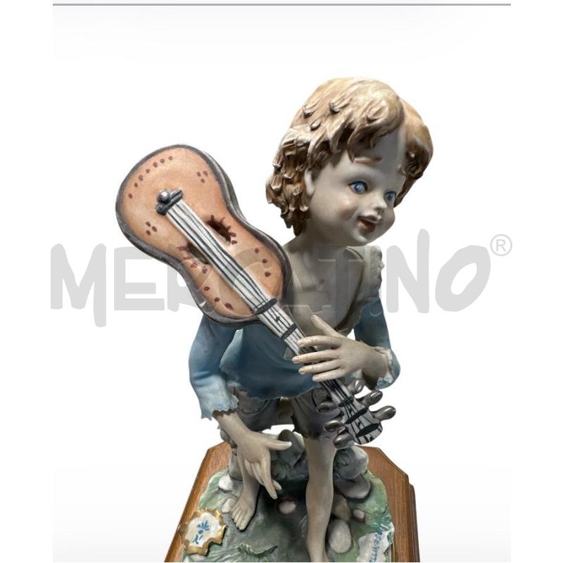 STATUINA CAPODIMONTE BELLINASO BIMBO CON CHITARRA | Mercatino dell'Usato Carrara 2