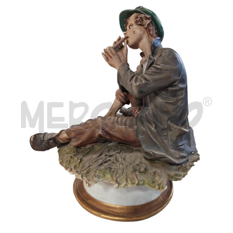 STATUINA CAPODIMONTE RAGAZZO CON FLAUTO | Mercatino dell'Usato Carrara 2