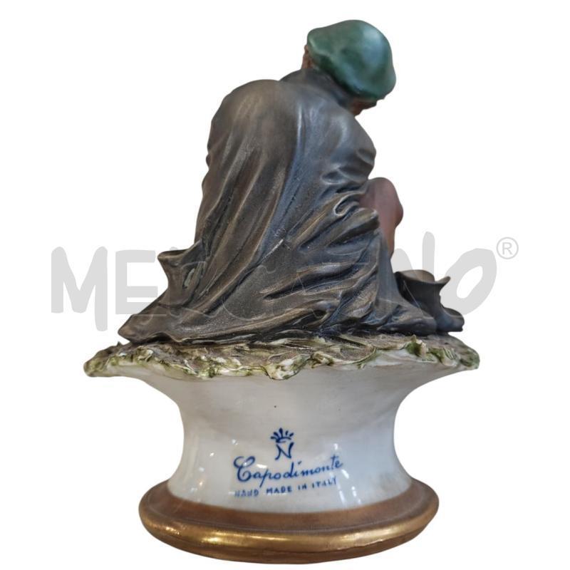 STATUINA CAPODIMONTE RAGAZZO CON FLAUTO | Mercatino dell'Usato Carrara 3