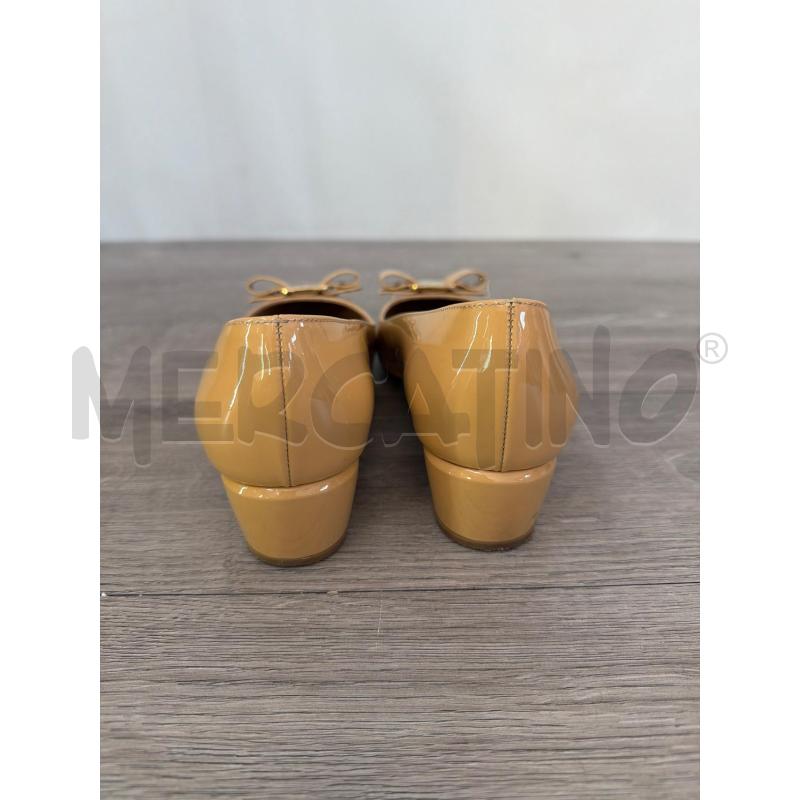 SCARPE DONNA FERRAGAMO LUCIDO BEIGE | Mercatino dell'Usato Casoria 4