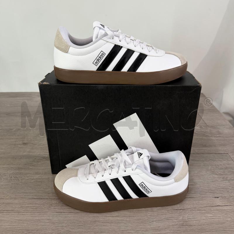 SCARPE UOMO ADIDAS BARREDA NERO BIANCO  | Mercatino dell'Usato Casoria 1