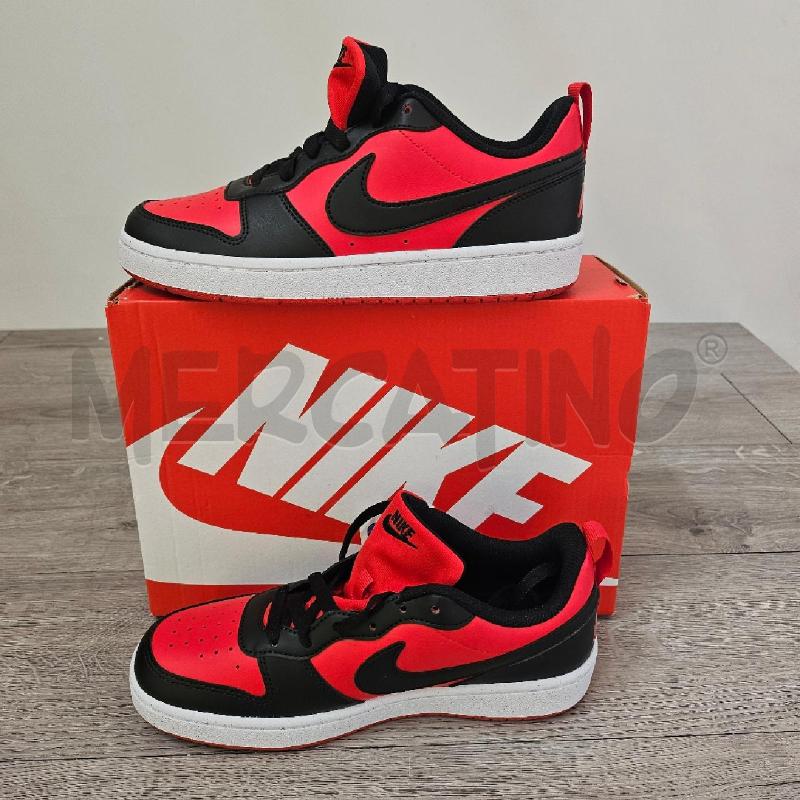 SCARPE UOMO NIKE ROSSO NERO | Mercatino dell'Usato Casoria 1