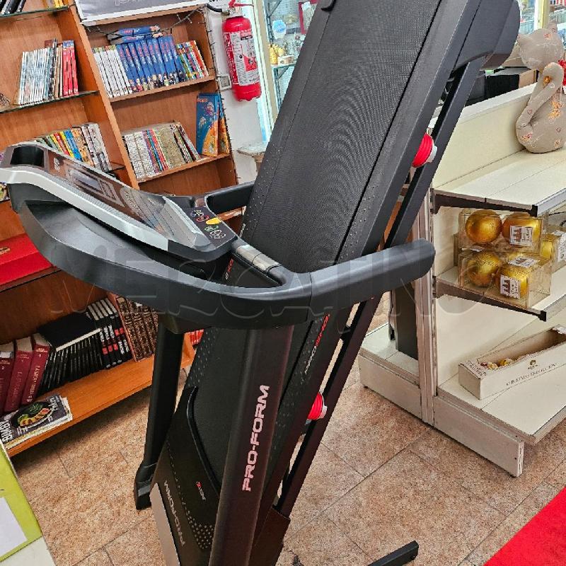 TAPIS ROULANT ELETTRICO PRO FORM | Mercatino dell'Usato Casoria 1