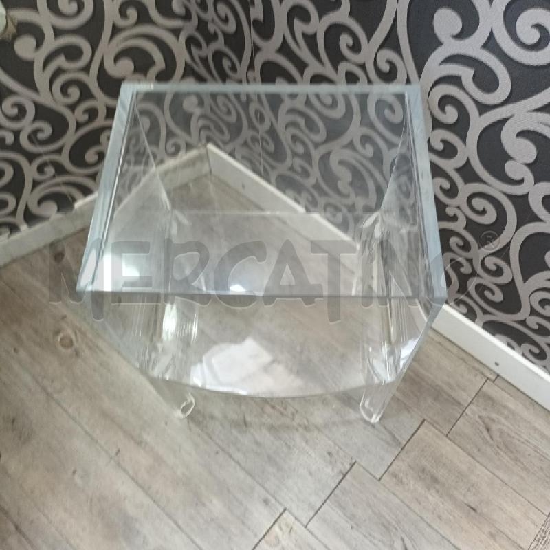 COMODINO KARTELL SMALL GHOST BUSTER TRASPARENTE | Mercatino dell'Usato Napoli 2
