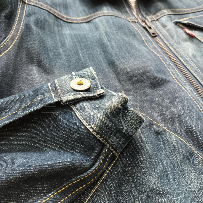 GIUBBINO UOMO LEVIS JEANS 70600  ZIP | Mercatino dell'Usato Napoli 4