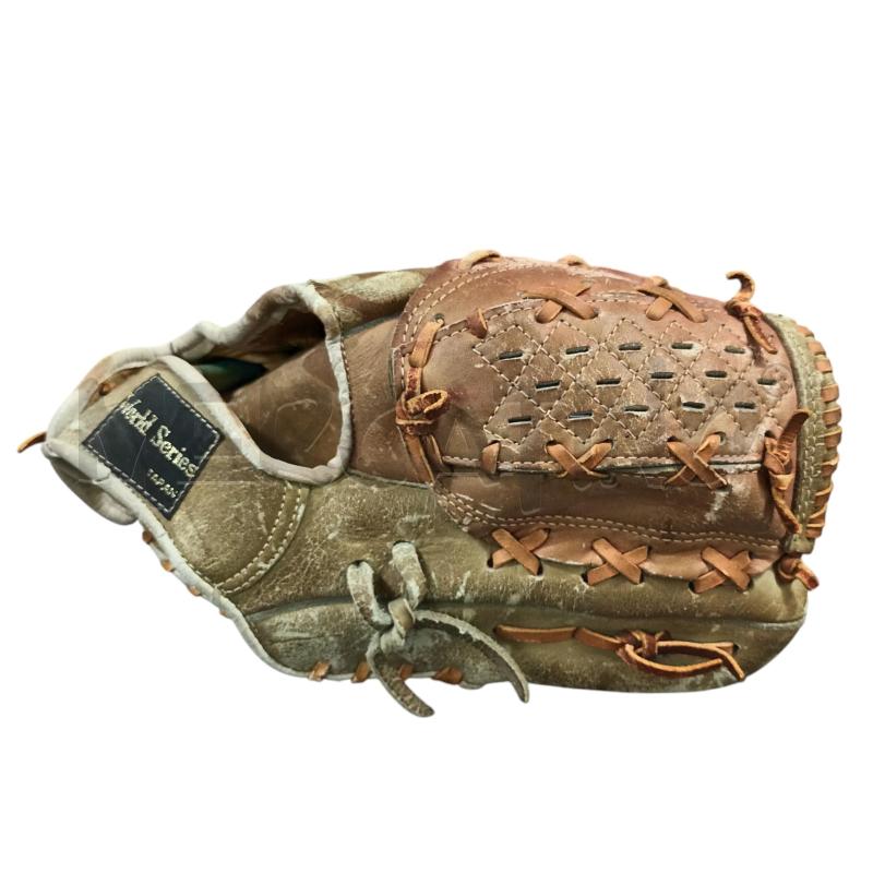 GUANTONE BASEBALL 2 PALLE | Mercatino dell'Usato Napoli 2