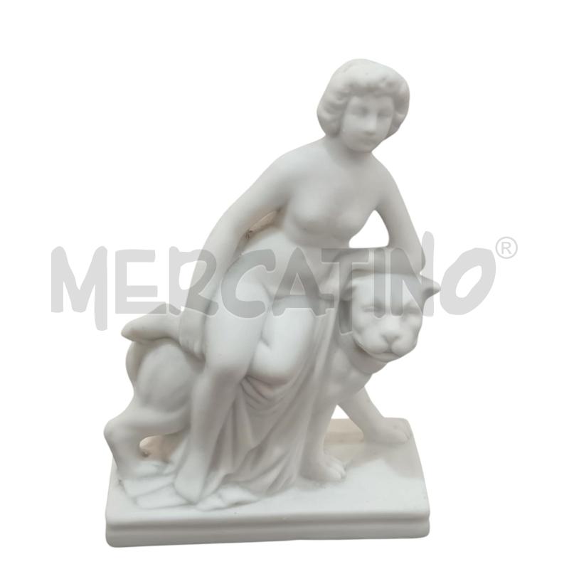 STATUA GERMANY 8350 DONNA BIANCA  | Mercatino dell'Usato Napoli 1