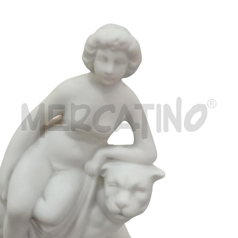 STATUA GERMANY 8350 DONNA BIANCA  | Mercatino dell'Usato Napoli 2