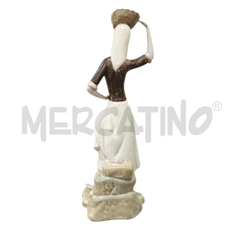 STATUA MIGUEL DONNA BEIGE MARRONE CESTA PESCE | Mercatino dell'Usato Napoli 3