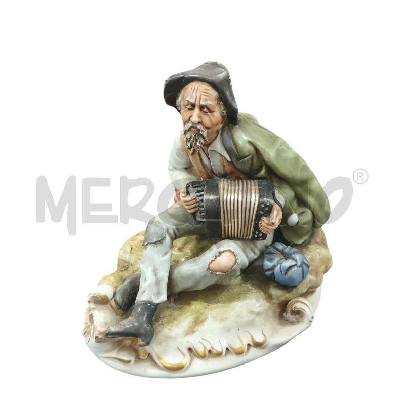 STATUA UOMO CON FISARMONICA | Mercatino dell'Usato Napoli 1