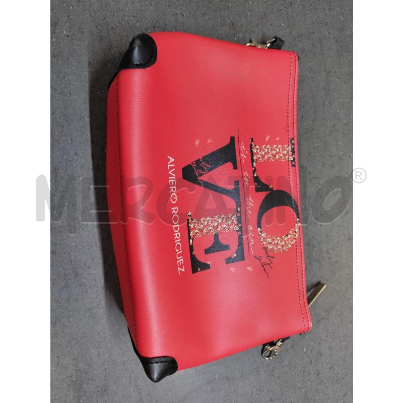 BEAUTY CASE ROSSO LOVE ALVIRO RODRIGUEZ | Mercatino dell'Usato Acerra 2