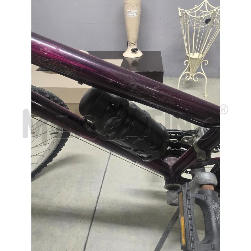 BICICLETTA DONNA VIOLA | Mercatino dell'Usato Acerra 3