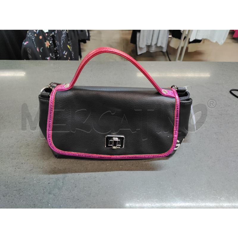 BORSA DONNA GAELLE NERO FUXIA | Mercatino dell'Usato Acerra 1