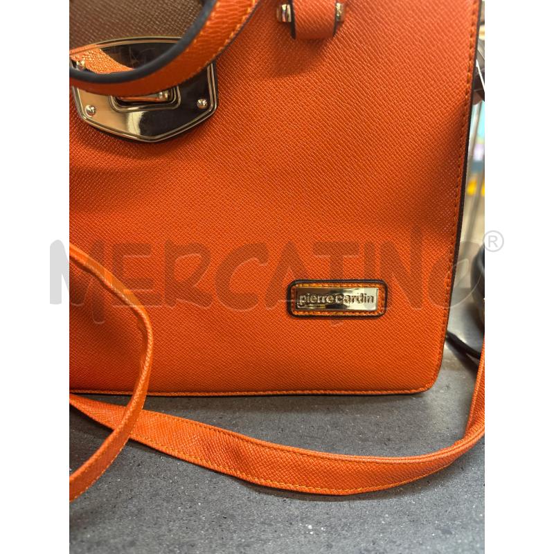 BORSA DONNA PIERRE CARDIN QUADRATA ARANCIONE | Mercatino dell'Usato Acerra 2
