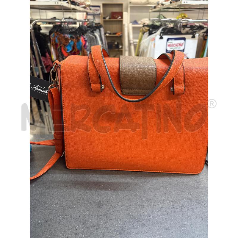 BORSA DONNA PIERRE CARDIN QUADRATA ARANCIONE | Mercatino dell'Usato Acerra 3
