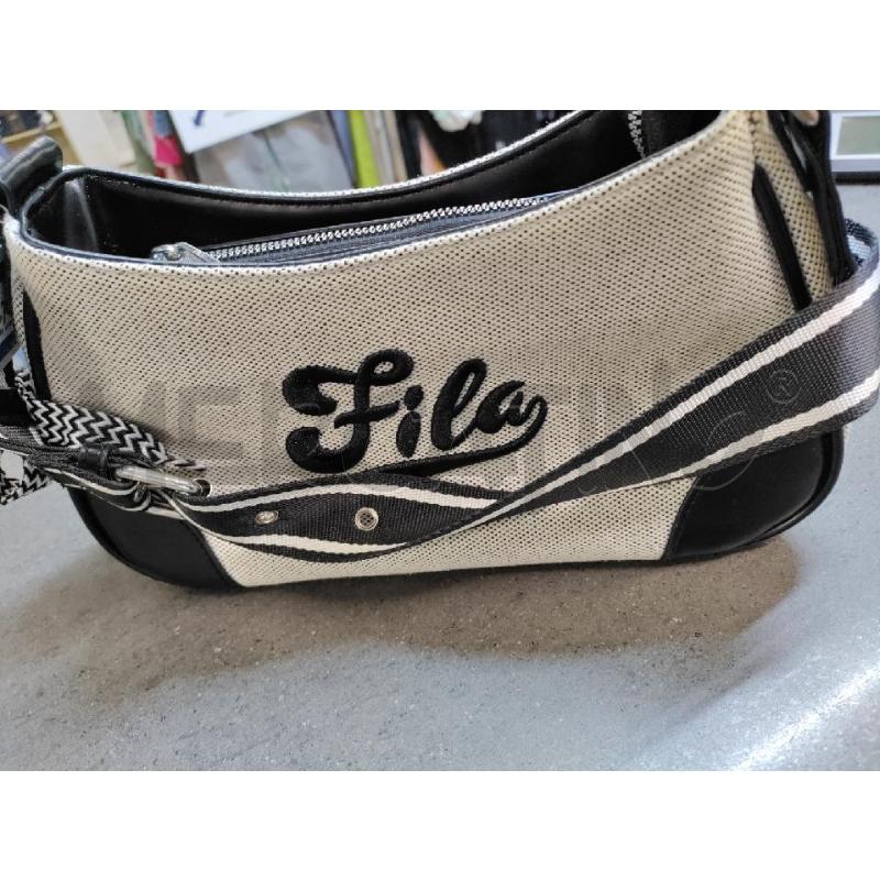 BORSETTA DONNA FILA BEIGE NERO | Mercatino dell'Usato Acerra 3