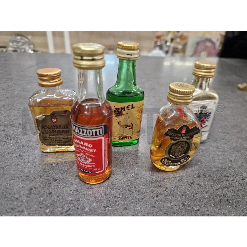 BOTTIGLIETTE PZ. 5 LIQUORE | Mercatino dell'Usato Acerra 1