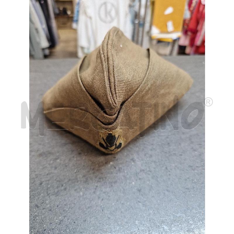 CAPPELLO BUSTINA E.I VERDE | Mercatino dell'Usato Acerra 1