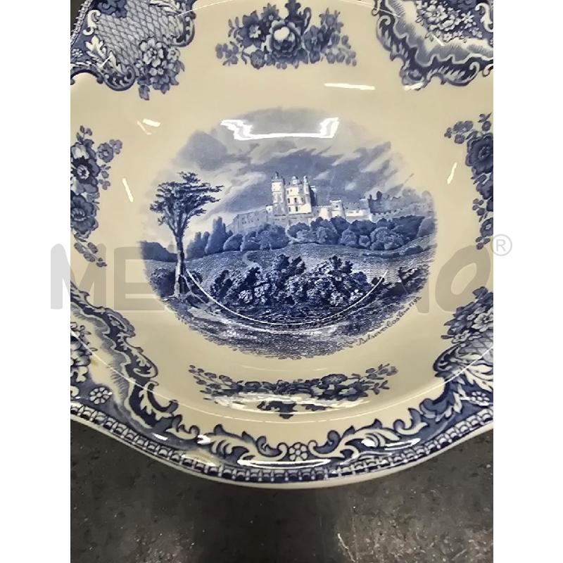 CENTROTAVOLA BIANCO FIGURA CASTELLO DECORO BLU | Mercatino dell'Usato Acerra 2