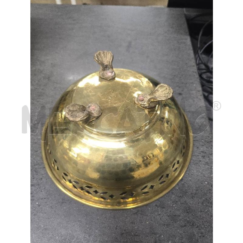 CENTROTAVOLA DORATO FORATO 25X25 | Mercatino dell'Usato Acerra 2