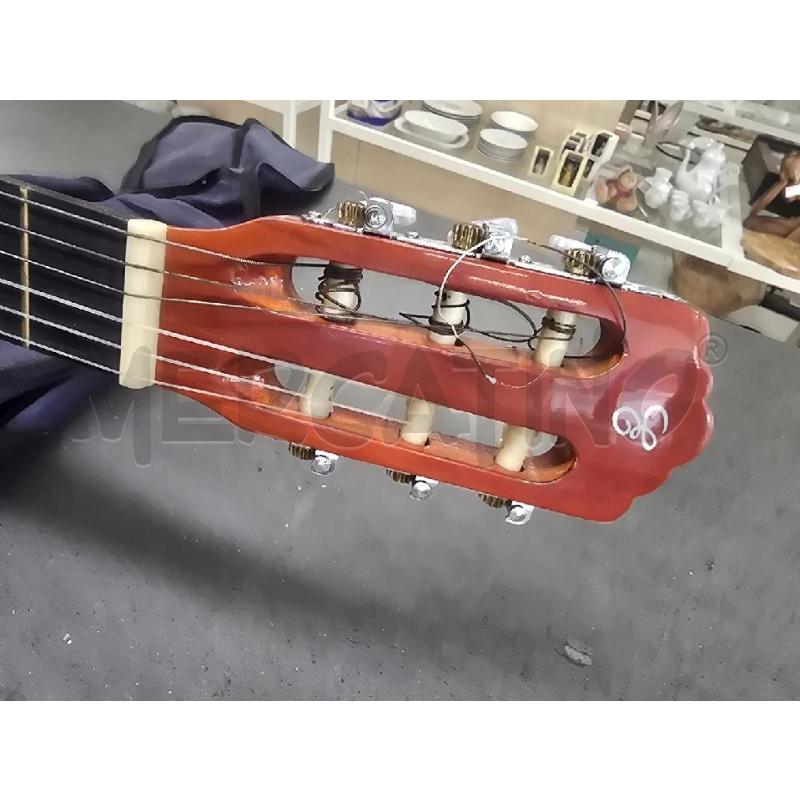 CHITARRA EKO CS-10 CON CUSTODIA | Mercatino dell'Usato Acerra 4