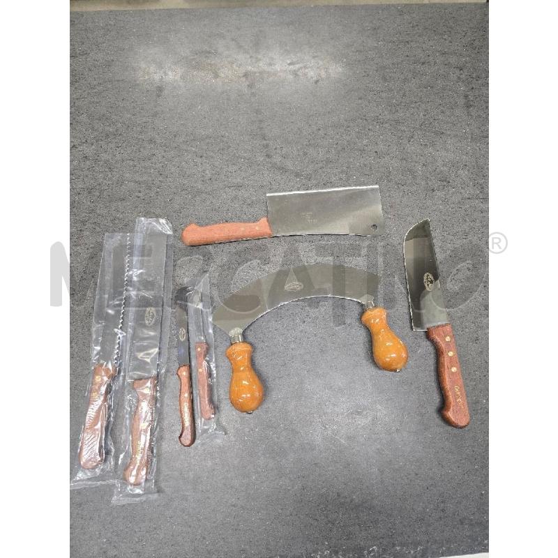 COLTELLI PZ. 7 MANICO LEGNO GOTTINGHEN | Mercatino dell'Usato Acerra 1