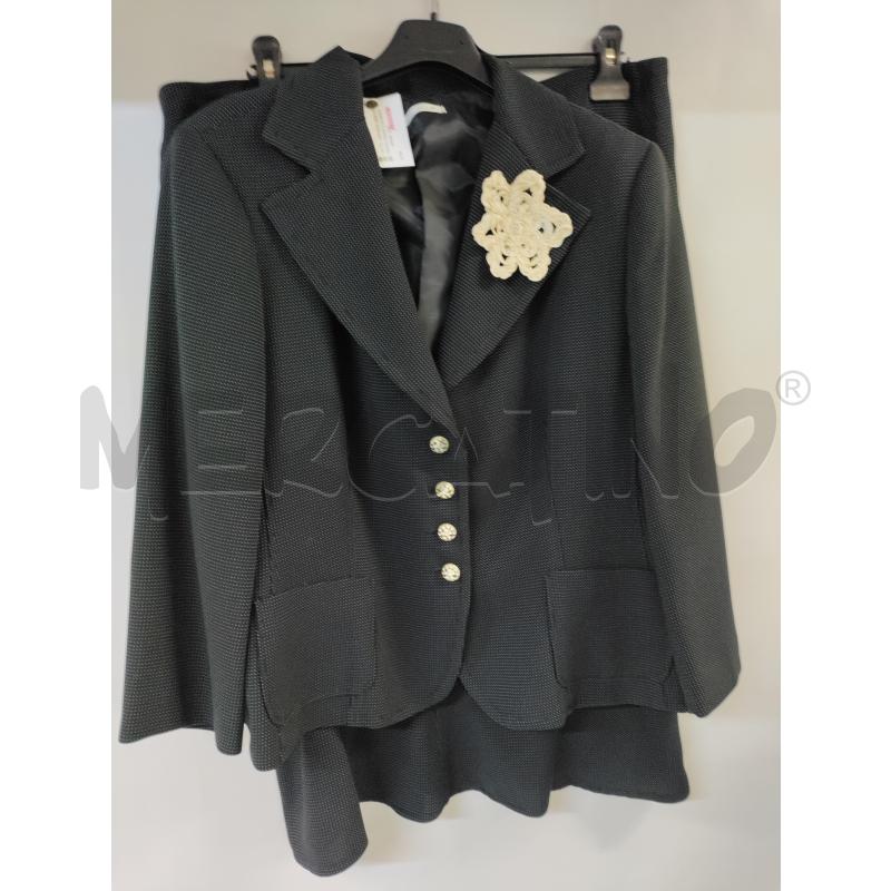 COMPLETO DONNA CANNELLA NERO PUNTINATO BIANCO | Mercatino dell'Usato Acerra 1