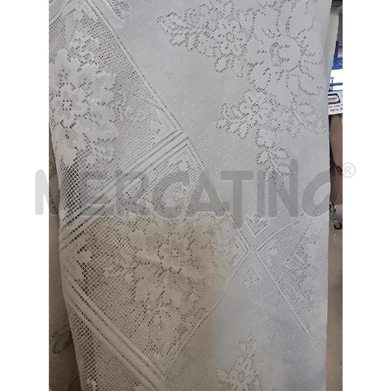 COPRI TAVOLA TONDA BIANCO RICAMATO | Mercatino dell'Usato Acerra 1
